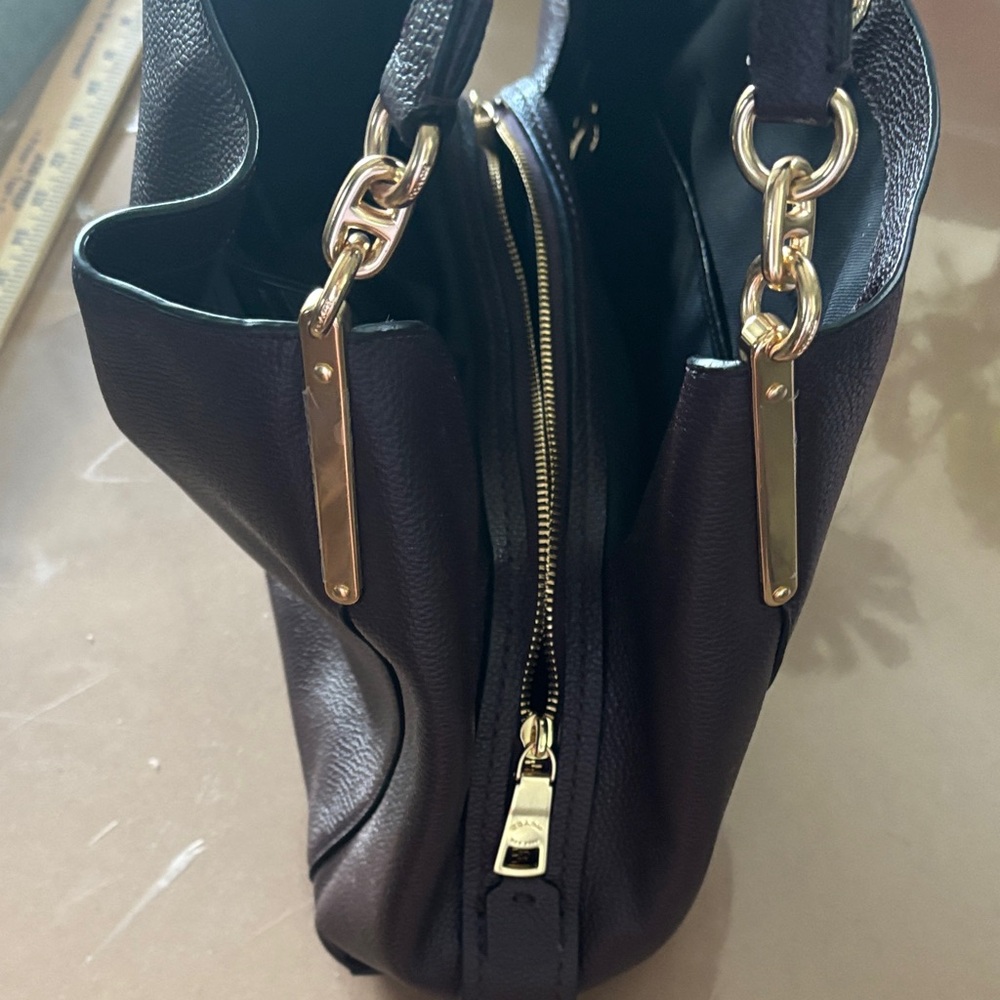 Coach EDIE Shoulder Bag 31 Deep Aubergine with gold hardware Perfect
Condition - Picture 7 of 11